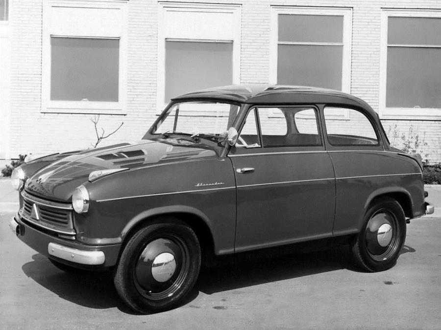 Lloyd Alexander '1957
